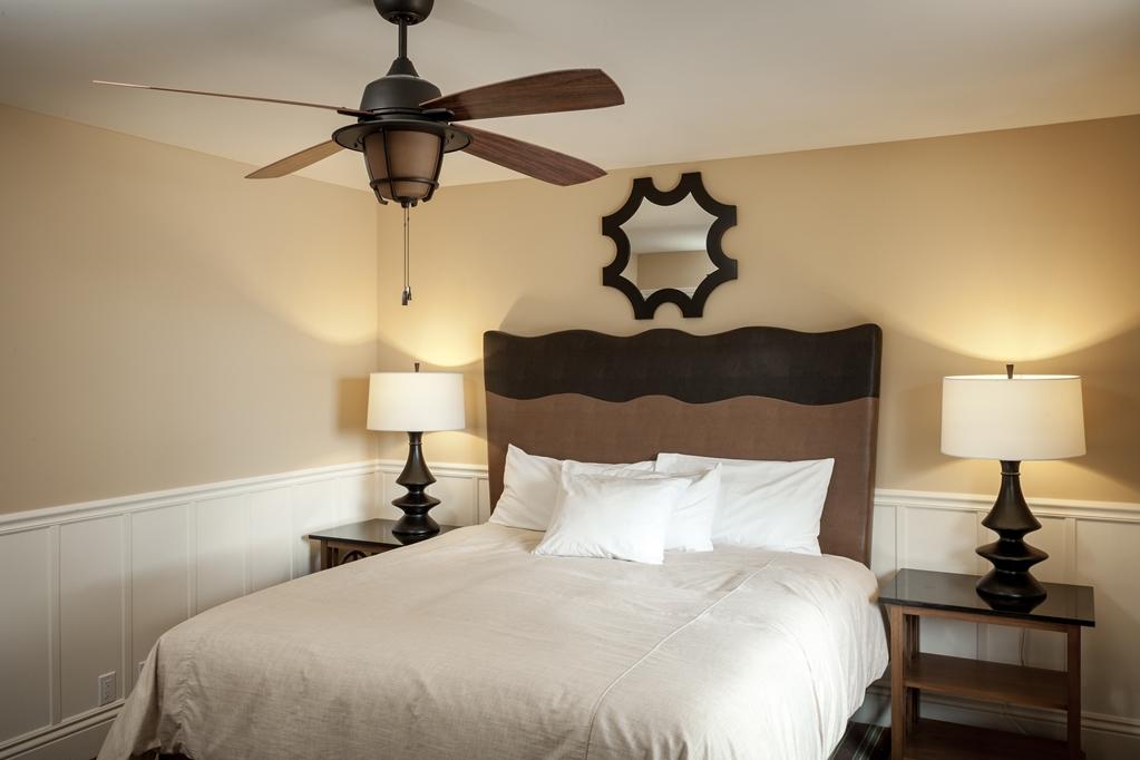 Lighthouse Lodge & Cottages Pacific Grove Pokoj fotografie